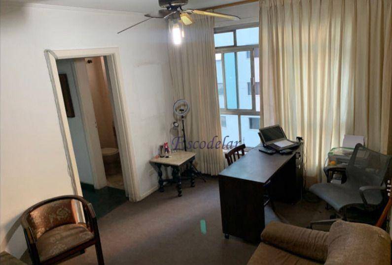 Apartamento à venda com 3 quartos, 240m² - Foto 16