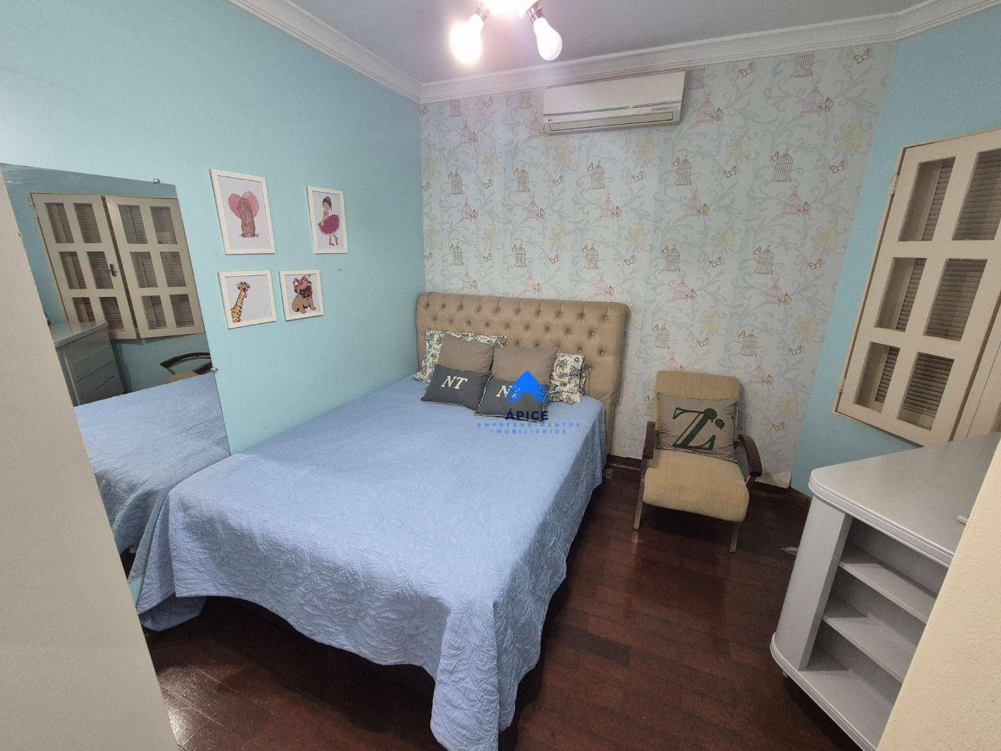 Casa à venda com 3 quartos, 560m² - Foto 9