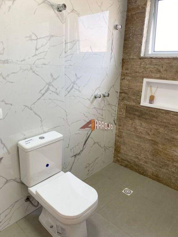 Sobrado à venda com 3 quartos, 200m² - Foto 28