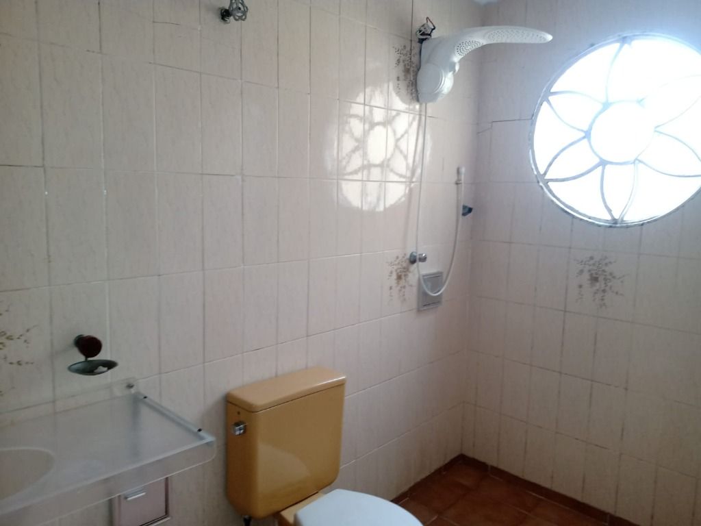 Casa à venda com 3 quartos, 230m² - Foto 11