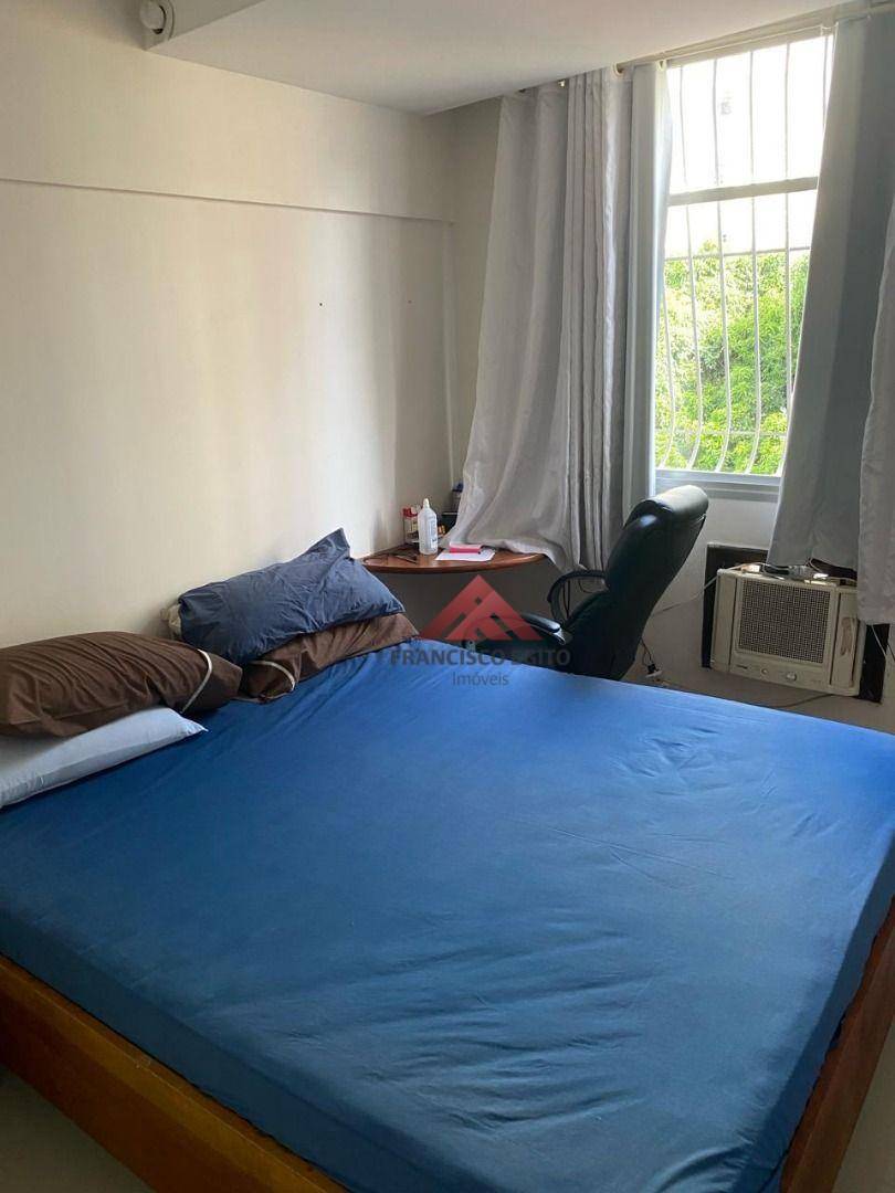 Apartamento à venda com 4 quartos, 160m² - Foto 13