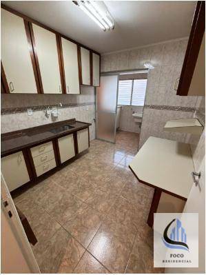 Apartamento à venda e aluguel com 2 quartos, 68m² - Foto 11