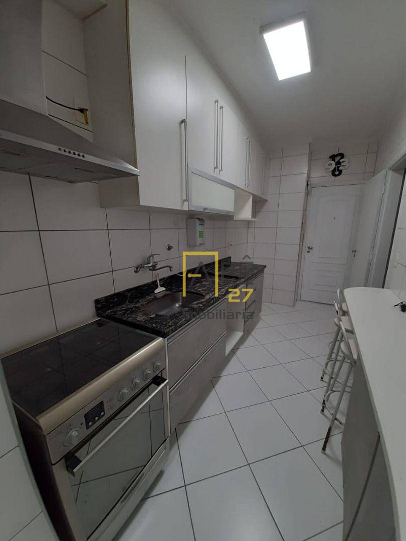 Apartamento à venda com 3 quartos, 64m² - Foto 3