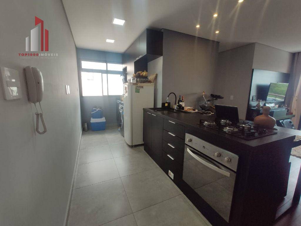 Apartamento à venda com 2 quartos, 50m² - Foto 4