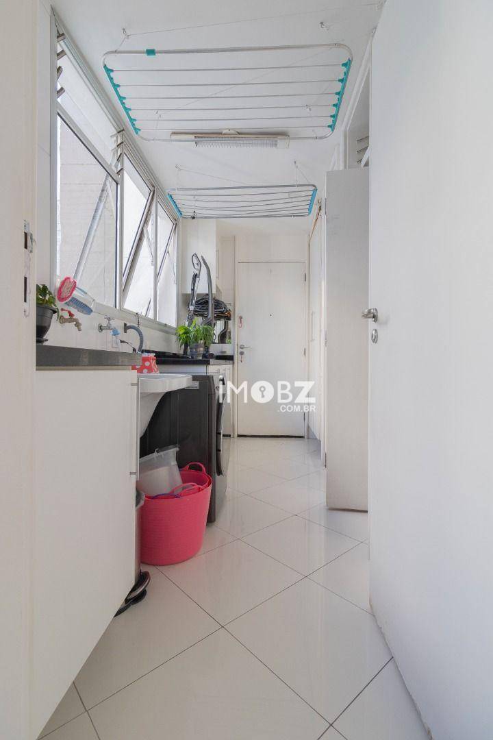 Apartamento à venda com 3 quartos, 160m² - Foto 45