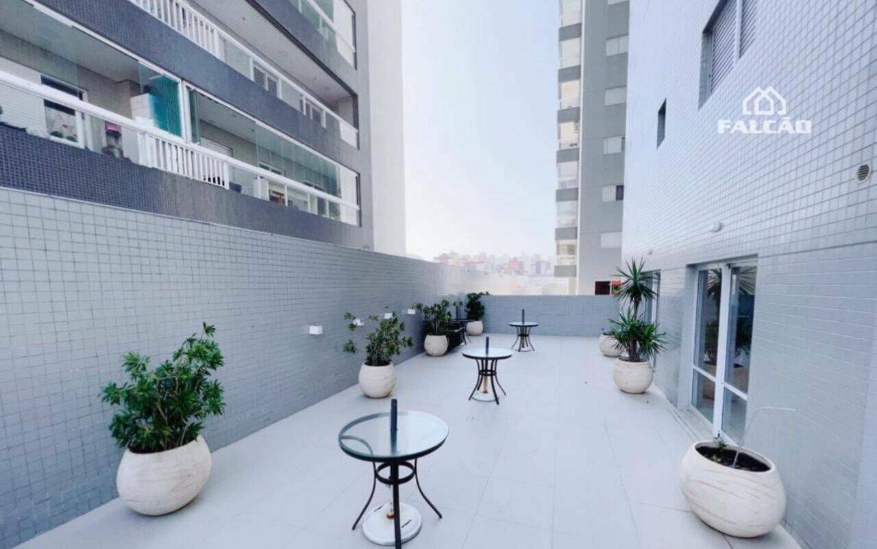 Apartamento à venda com 2 quartos, 77m² - Foto 21