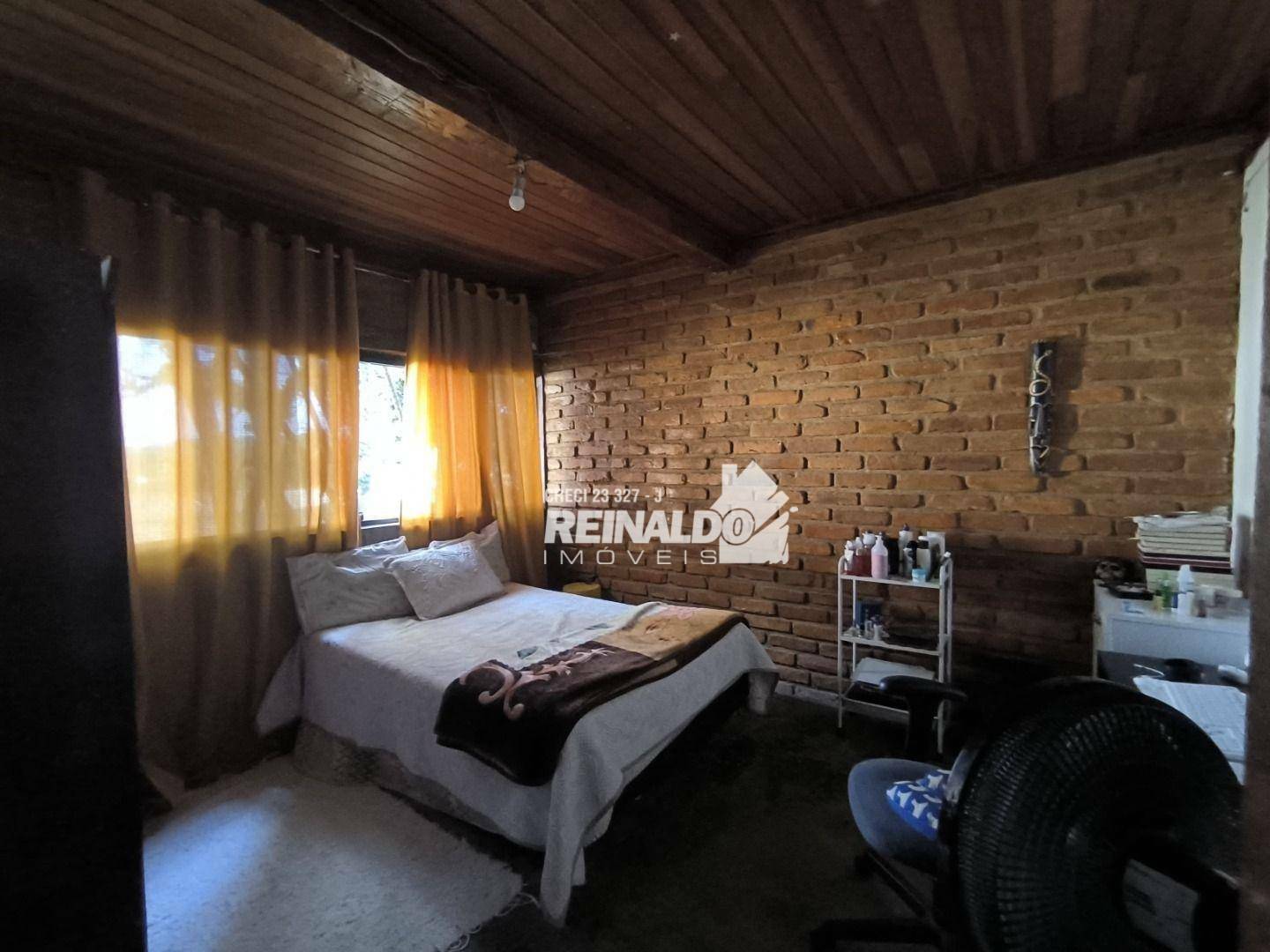 Chácara à venda com 4 quartos, 299m² - Foto 19