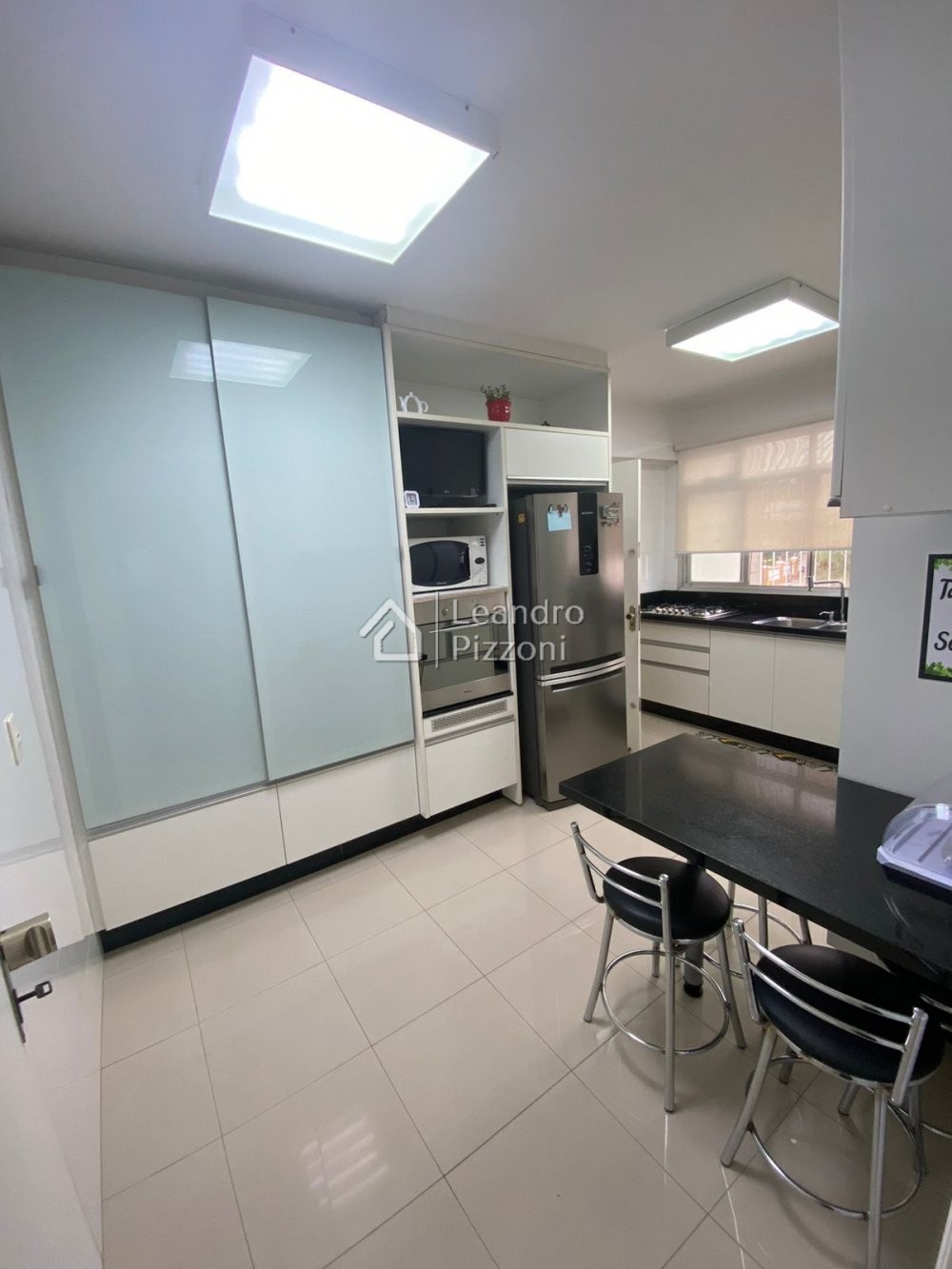 Apartamento à venda com 3 quartos, 132m² - Foto 15