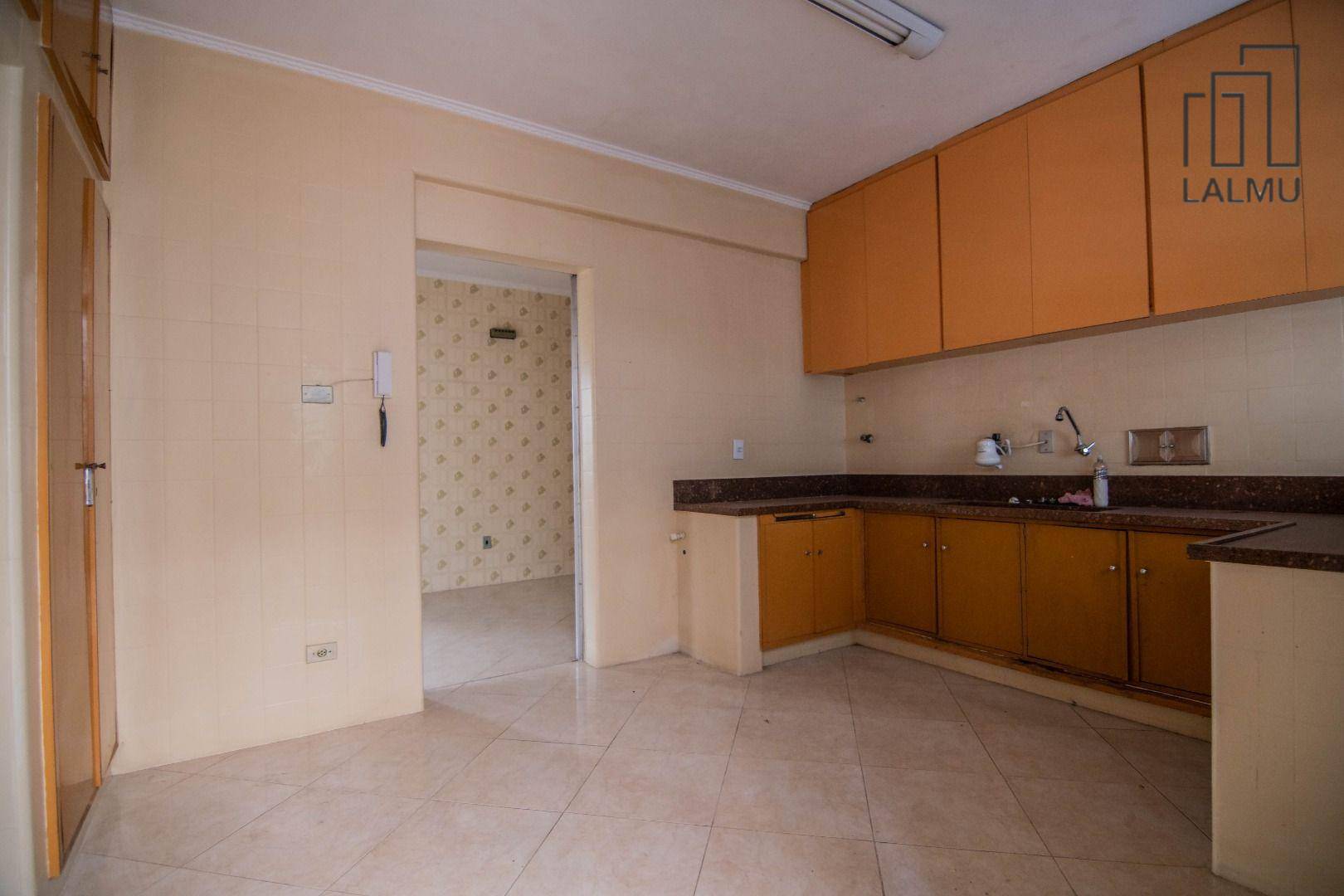 Sobrado para alugar com 3 quartos, 300m² - Foto 7