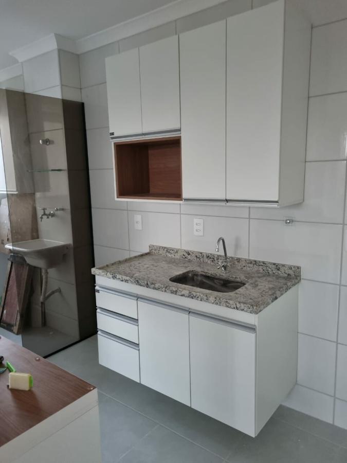 Apartamento à venda com 2 quartos, 48m² - Foto 3