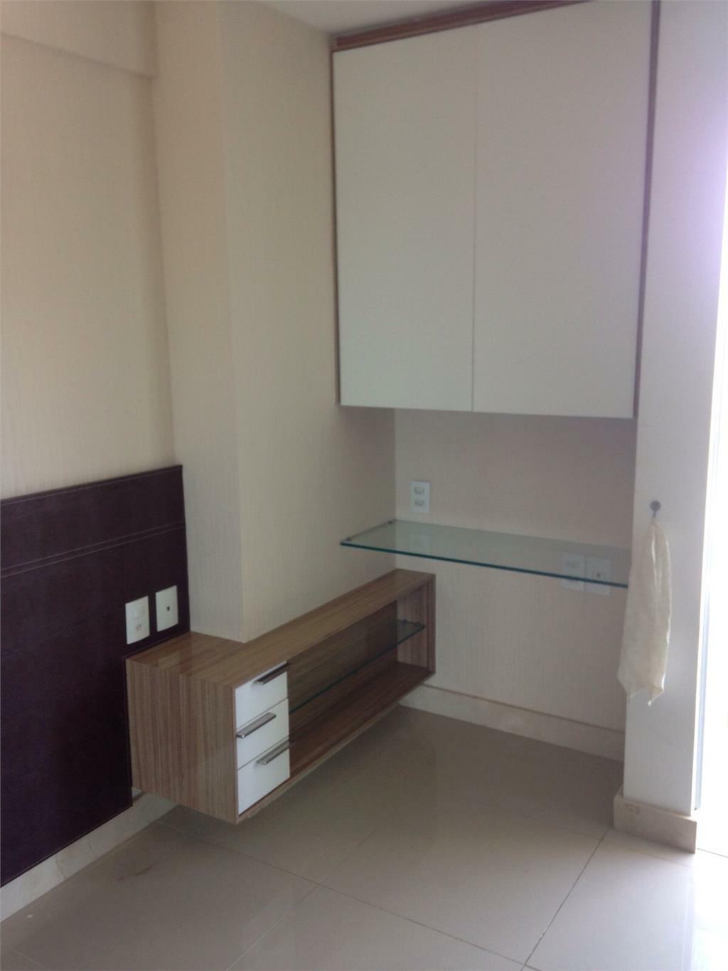 Apartamento à venda com 3 quartos, 80m² - Foto 6