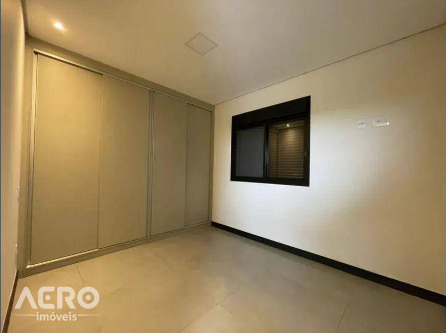Casa de Condomínio à venda com 3 quartos, 240m² - Foto 5