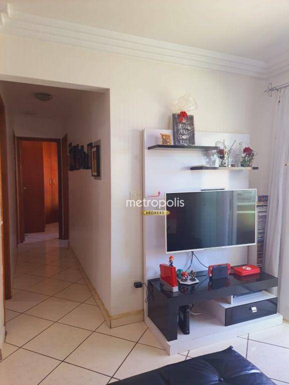 Apartamento à venda com 2 quartos, 70m² - Foto 3