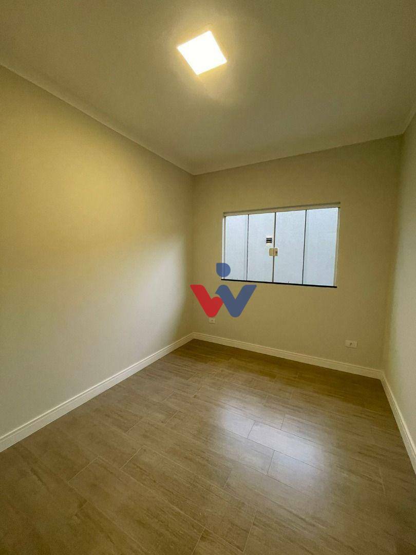 Casa à venda com 3 quartos, 95m² - Foto 8