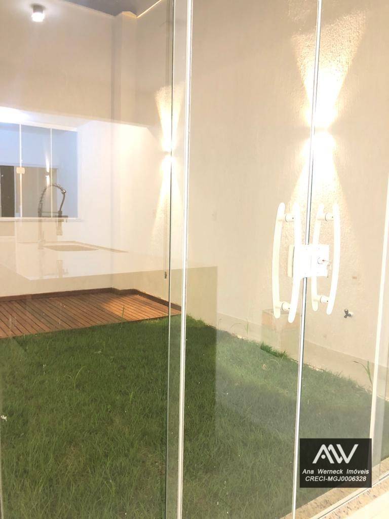 Casa à venda com 2 quartos, 154m² - Foto 14