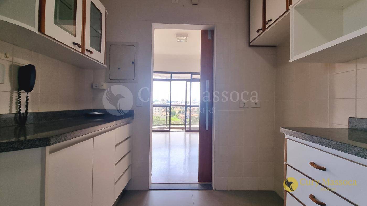 Apartamento à venda com 3 quartos, 95m² - Foto 13