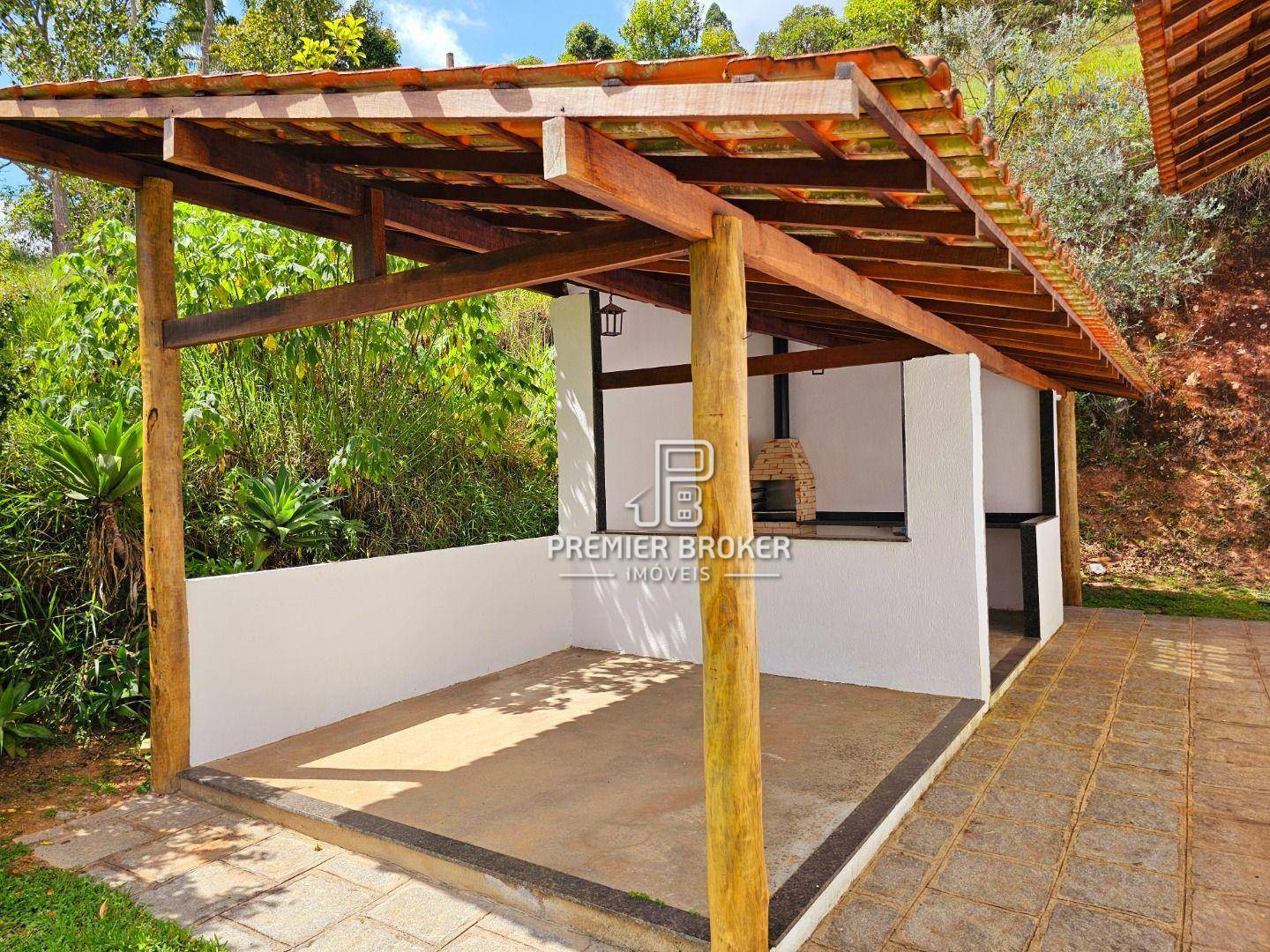 Casa de Condomínio à venda com 3 quartos, 240m² - Foto 25