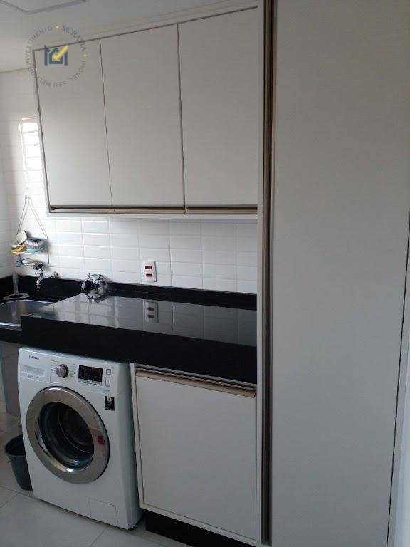 Apartamento à venda e aluguel com 3 quartos, 183m² - Foto 5