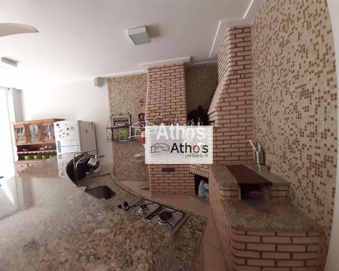 Sobrado à venda com 6 quartos, 555m² - Foto 4