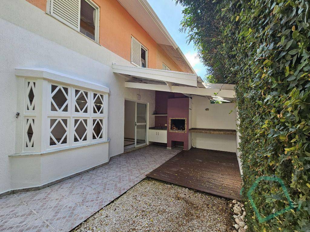 Casa de Condomínio para alugar com 3 quartos, 220m² - Foto 31