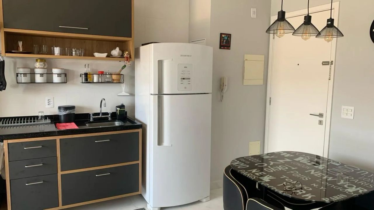 Apartamento à venda com 1 quarto, 50m² - Foto 4