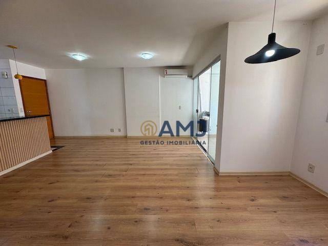 Apartamento à venda com 2 quartos, 71m² - Foto 11