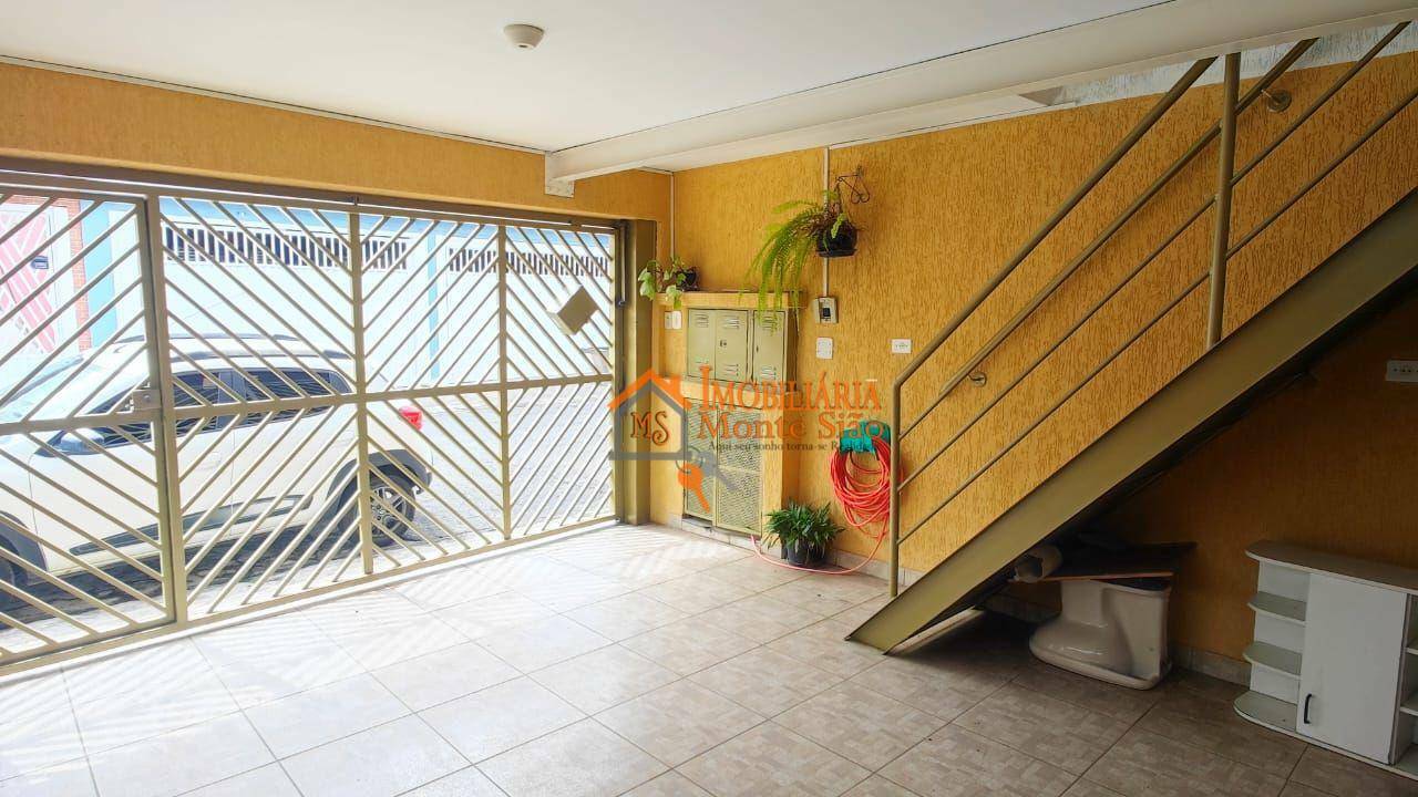 Sobrado à venda com 3 quartos, 250m² - Foto 1