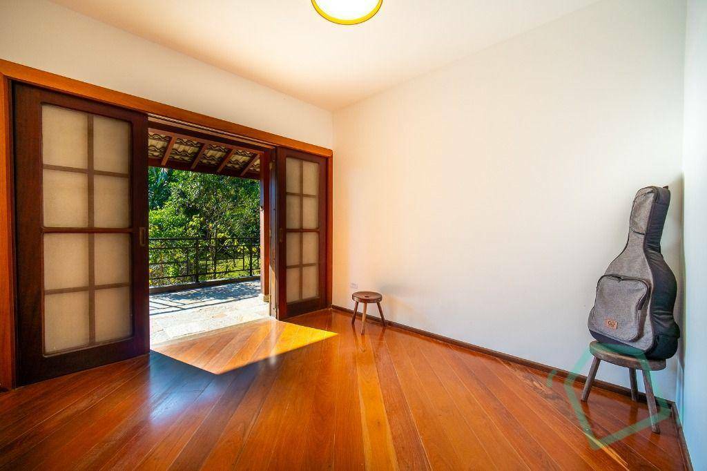 Casa de Condomínio à venda com 5 quartos, 677m² - Foto 31