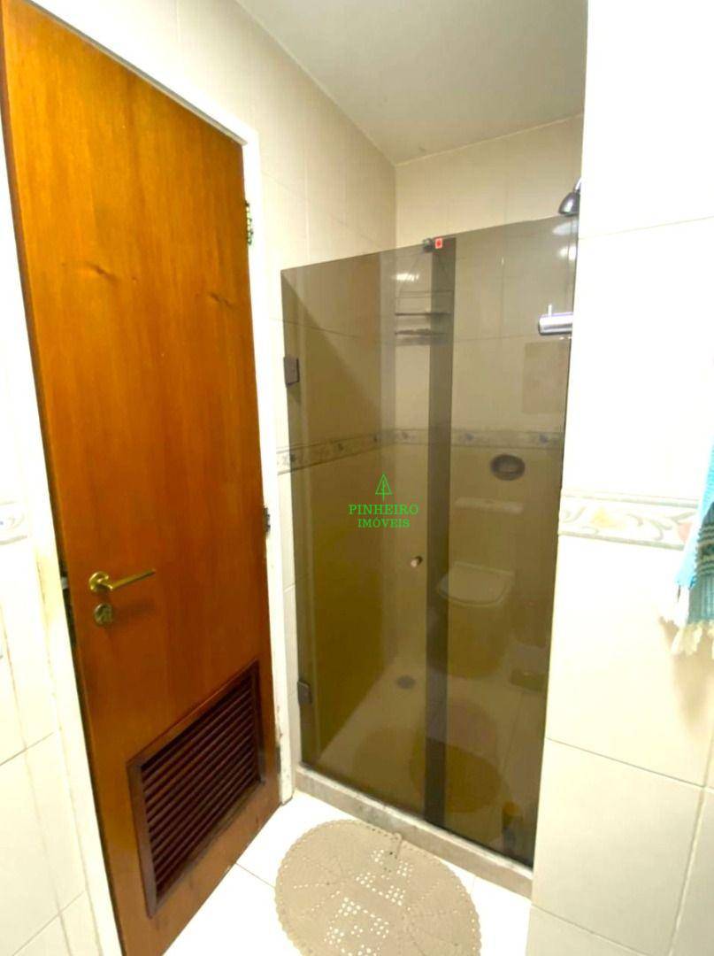 Apartamento à venda com 3 quartos, 110m² - Foto 17