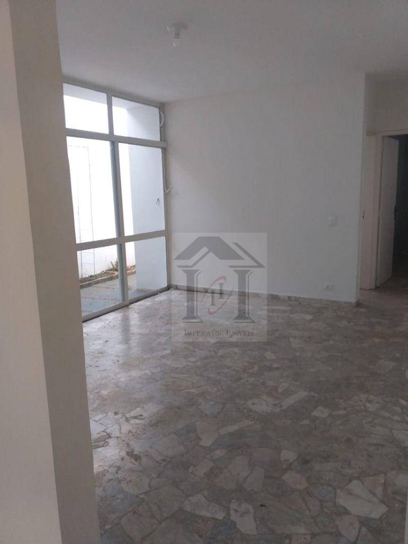 Casa à venda com 3 quartos, 279m² - Foto 14