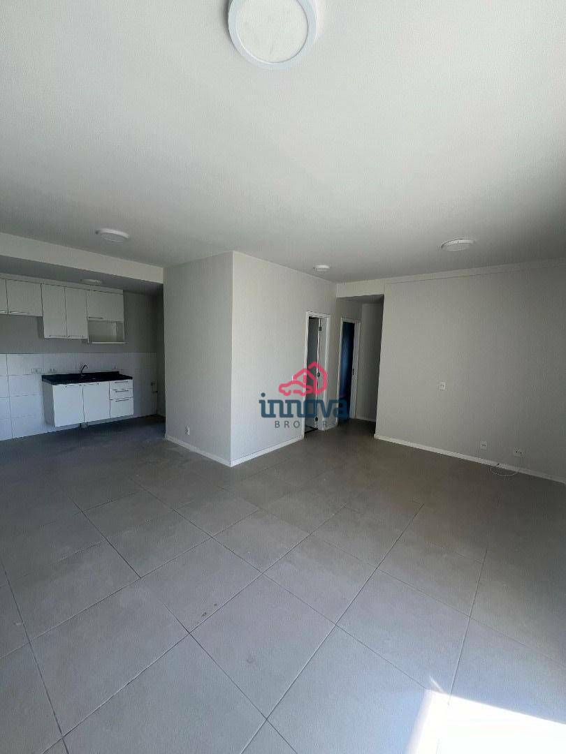 Apartamento à venda com 2 quartos, 73m² - Foto 1