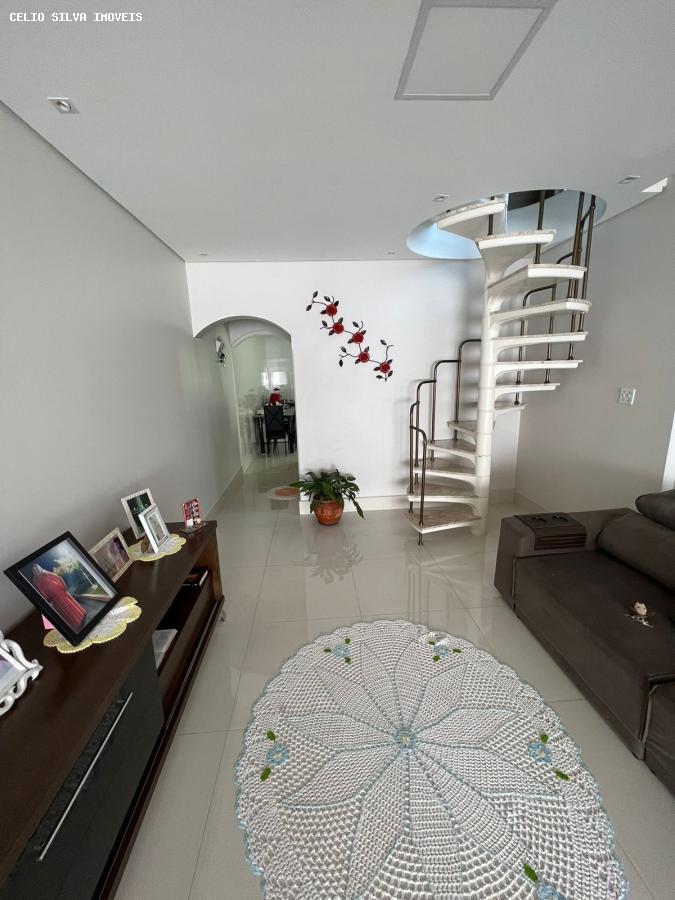 Casa, 3 quartos, 240 m² - Foto 3