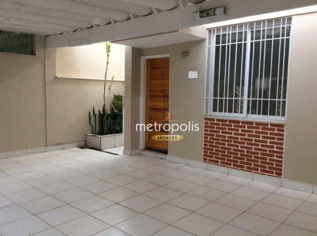 Sobrado à venda com 3 quartos, 250m² - Foto 1