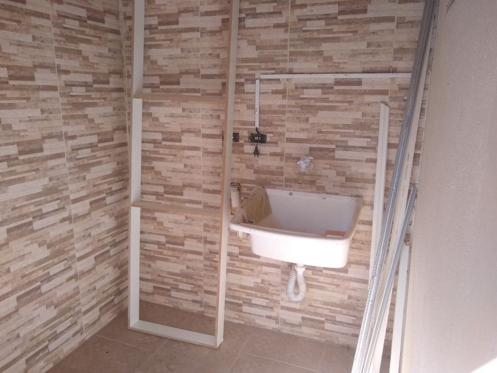 Casa de Condomínio à venda com 2 quartos, 65m² - Foto 25