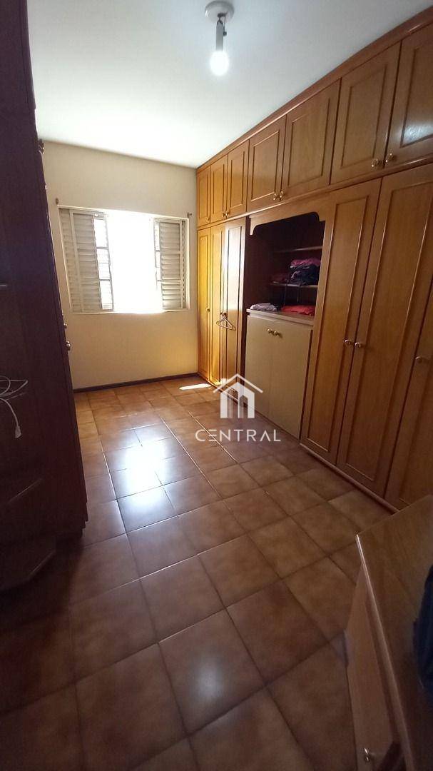 Sobrado à venda com 4 quartos, 257m² - Foto 28