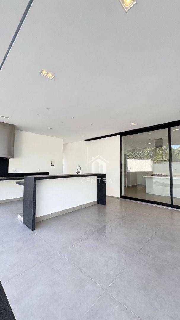 Casa de Condomínio à venda com 3 quartos, 400m² - Foto 20