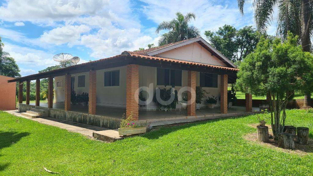 Chácara à venda com 3 quartos, 324m² - Foto 9