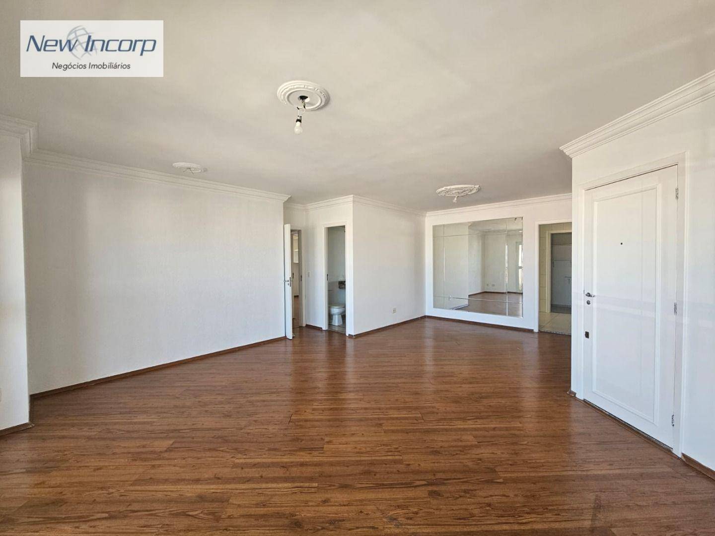 Apartamento à venda com 3 quartos, 127m² - Foto 4