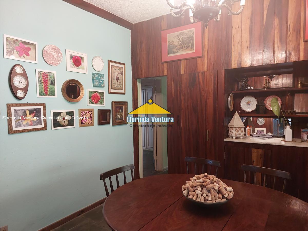 Casa de Condomínio à venda com 3 quartos, 334m² - Foto 13