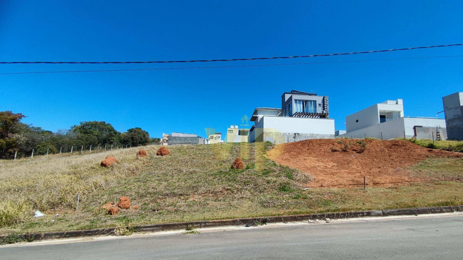 Terreno à venda, 300M2 - Foto 1