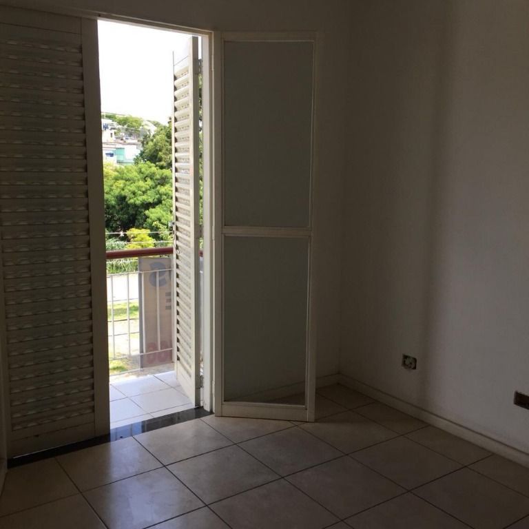 Sobrado à venda com 3 quartos, 129m² - Foto 6