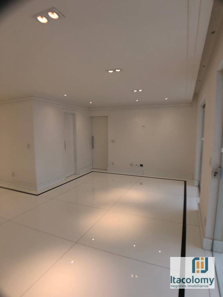 Apartamento à venda com 3 quartos, 165m² - Foto 1