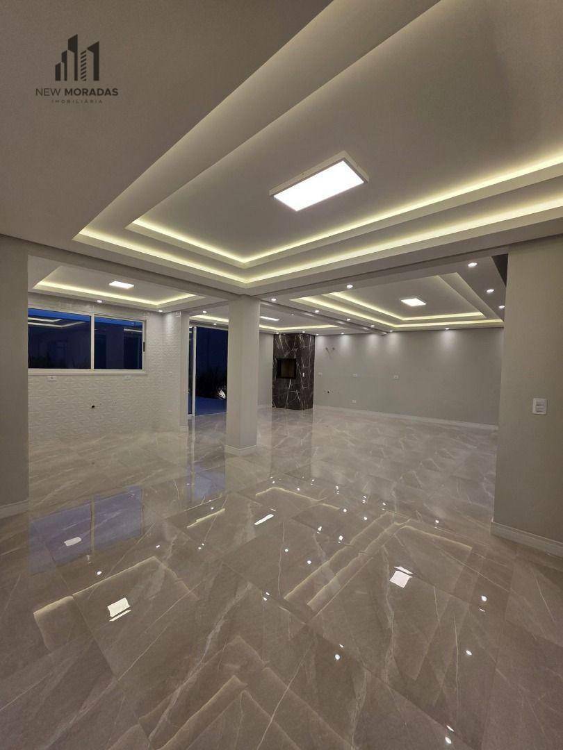 Casa à venda com 3 quartos, 284m² - Foto 5
