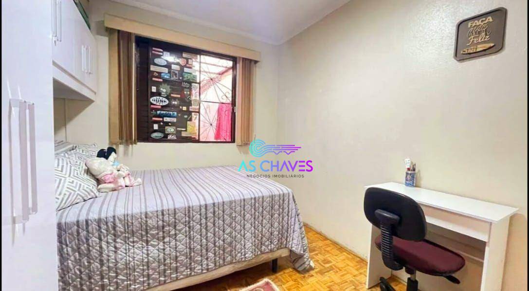 Casa à venda com 3 quartos, 168m² - Foto 8