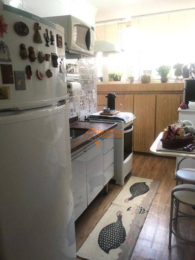Apartamento à venda com 2 quartos, 63m² - Foto 11