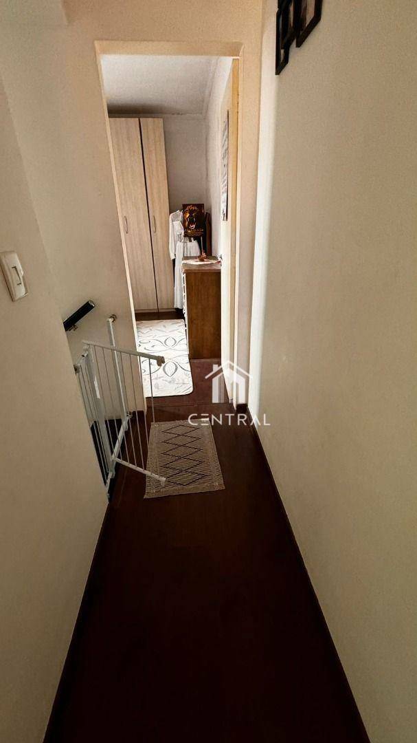 Sobrado à venda com 3 quartos, 200m² - Foto 23