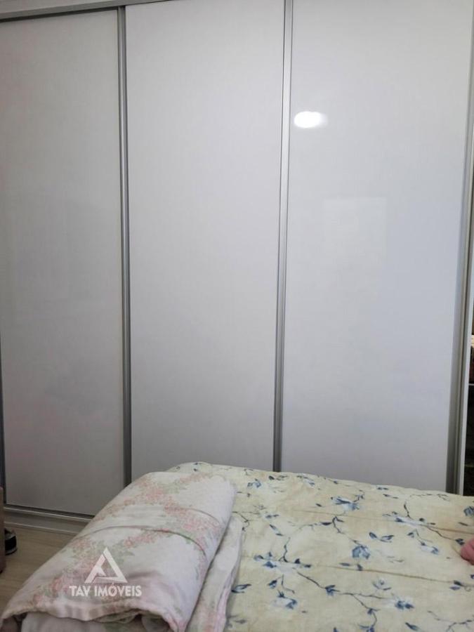 Casa à venda com 2 quartos, 200m² - Foto 10