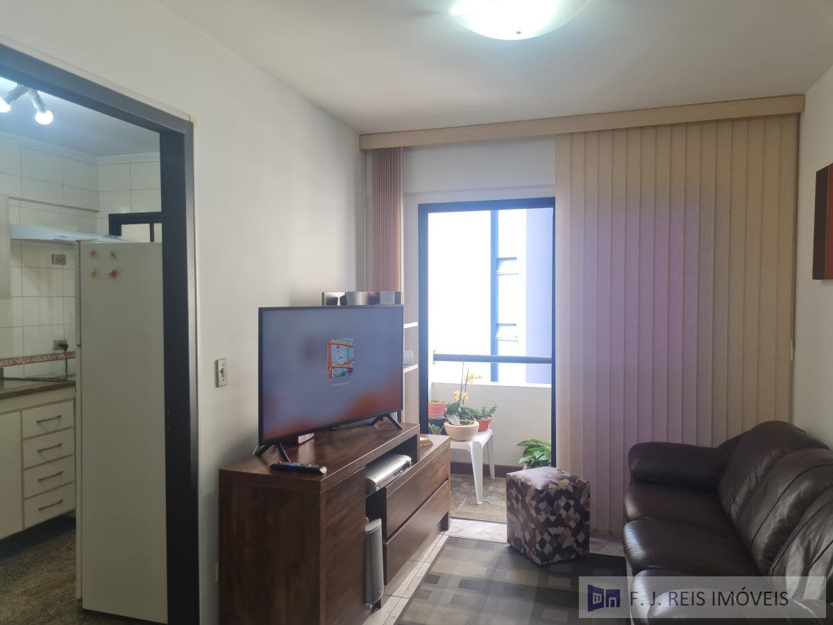 Apartamento à venda com 3 quartos, 87m² - Foto 3