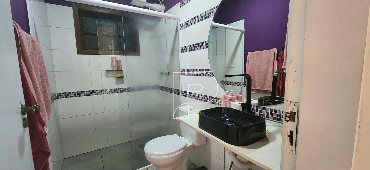 Casa de Condomínio à venda com 3 quartos, 250m² - Foto 15