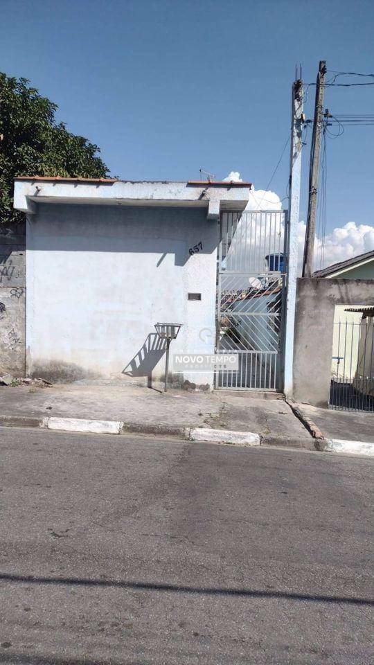 Casa à venda com 1 quarto, 270m² - Foto 4